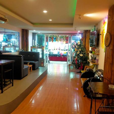 Popeyes Hostel Patong Exterior photo